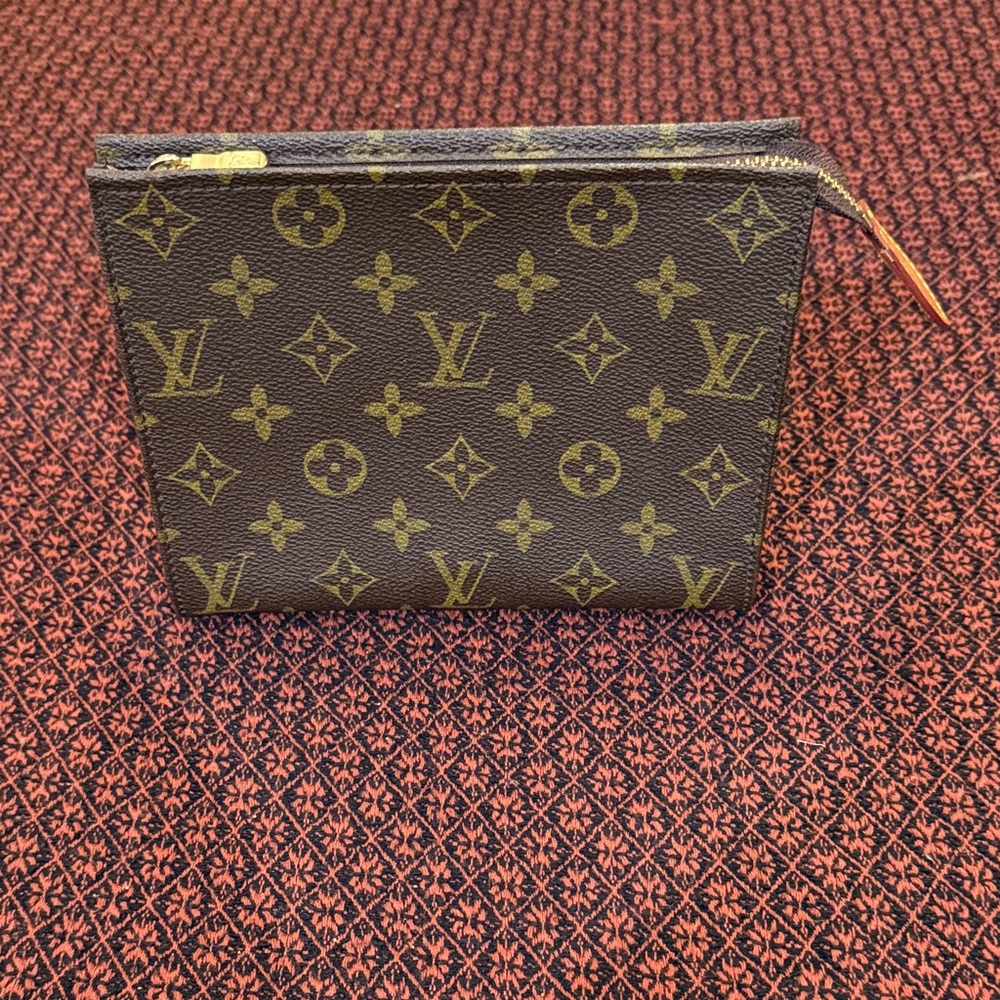 Louis Vuitton Monogram Pochette Toilette Pouch